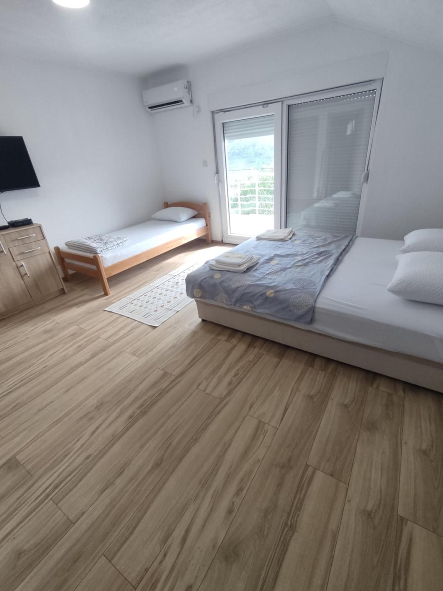 View Of The City - Studio Apartment 2 Mostar Exterior foto